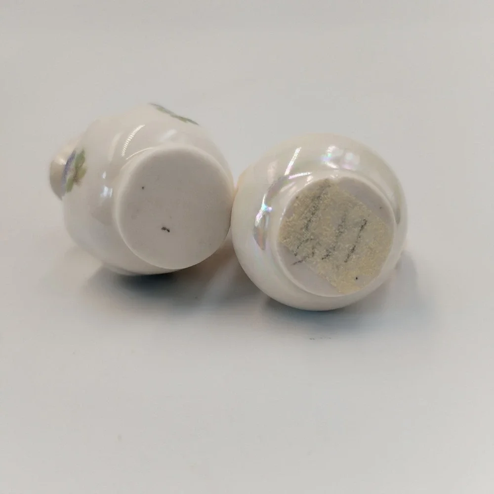 Unmarked vtg bone